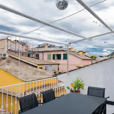 038 - Attico Lussuoso Terrazza Centro Citta' 500m Mare, Parcheggio Gratis Vicino Apartment *